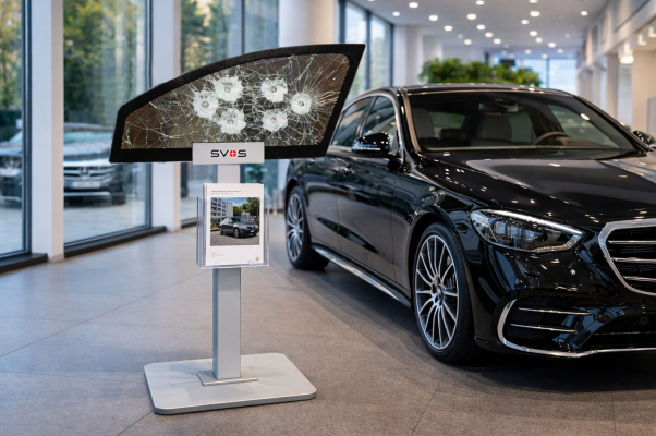 Vývoj a výroba stojanů pro bezpečnostní skla firmy SVOS